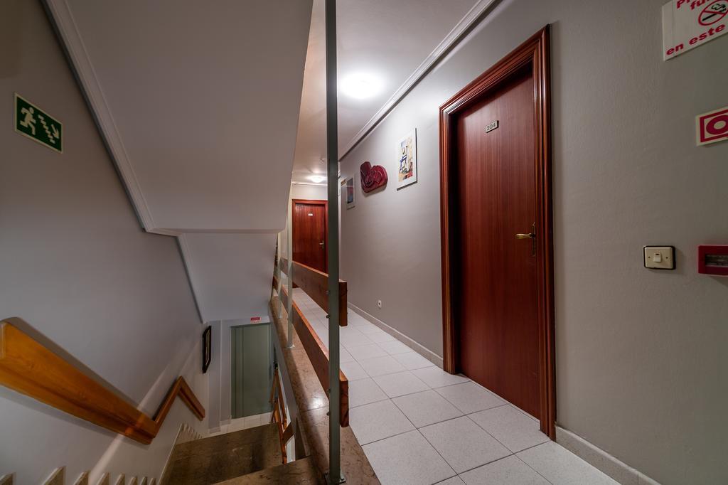 Pension La Mar Castro Urdiales Buitenkant foto