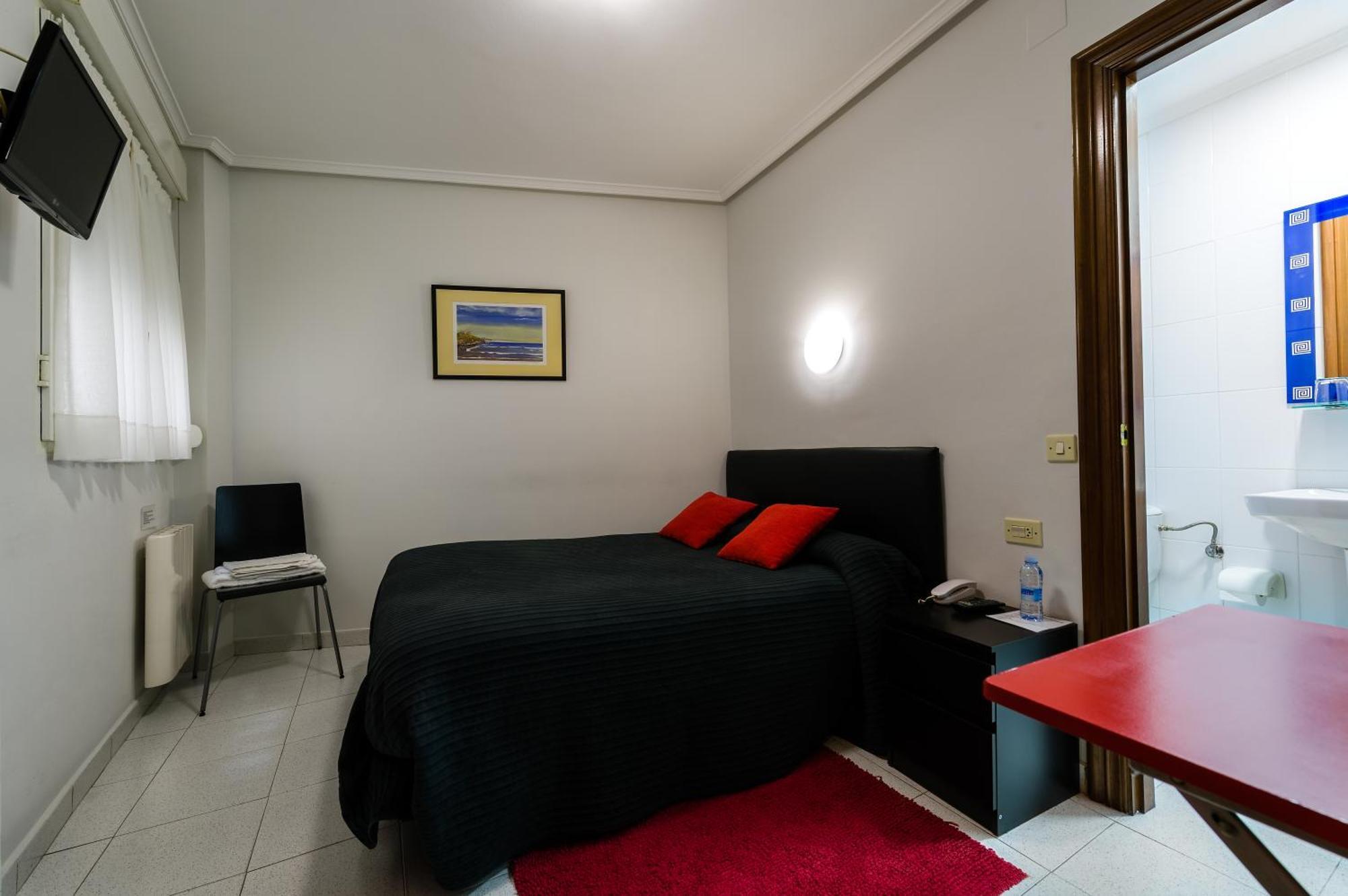Pension La Mar Castro Urdiales Kamer foto